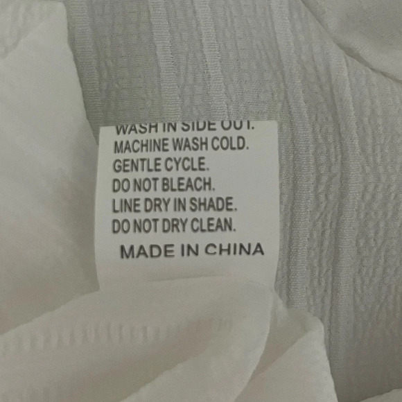 NWOT White V-Neck Lace trim, long sleeve cuff wrists blouse tunic 1XL new - Picture 7 of 8